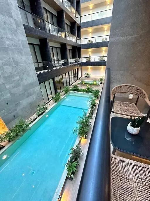 Apartament Pool View Condo / Rooftop Pool, Jacuzzi, Gym & Bar Playa del Carmen Meksyk