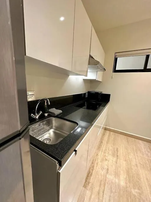 Apartament Pool View Condo / Rooftop Pool, Jacuzzi, Gym & Bar Playa del Carmen Meksyk